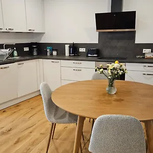 Ku28 Two - Modern Und Ruhig In Zentraler Lage Apartment