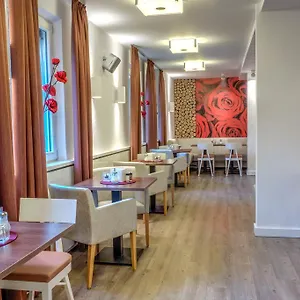 2* Hotel Am Blumenhaus